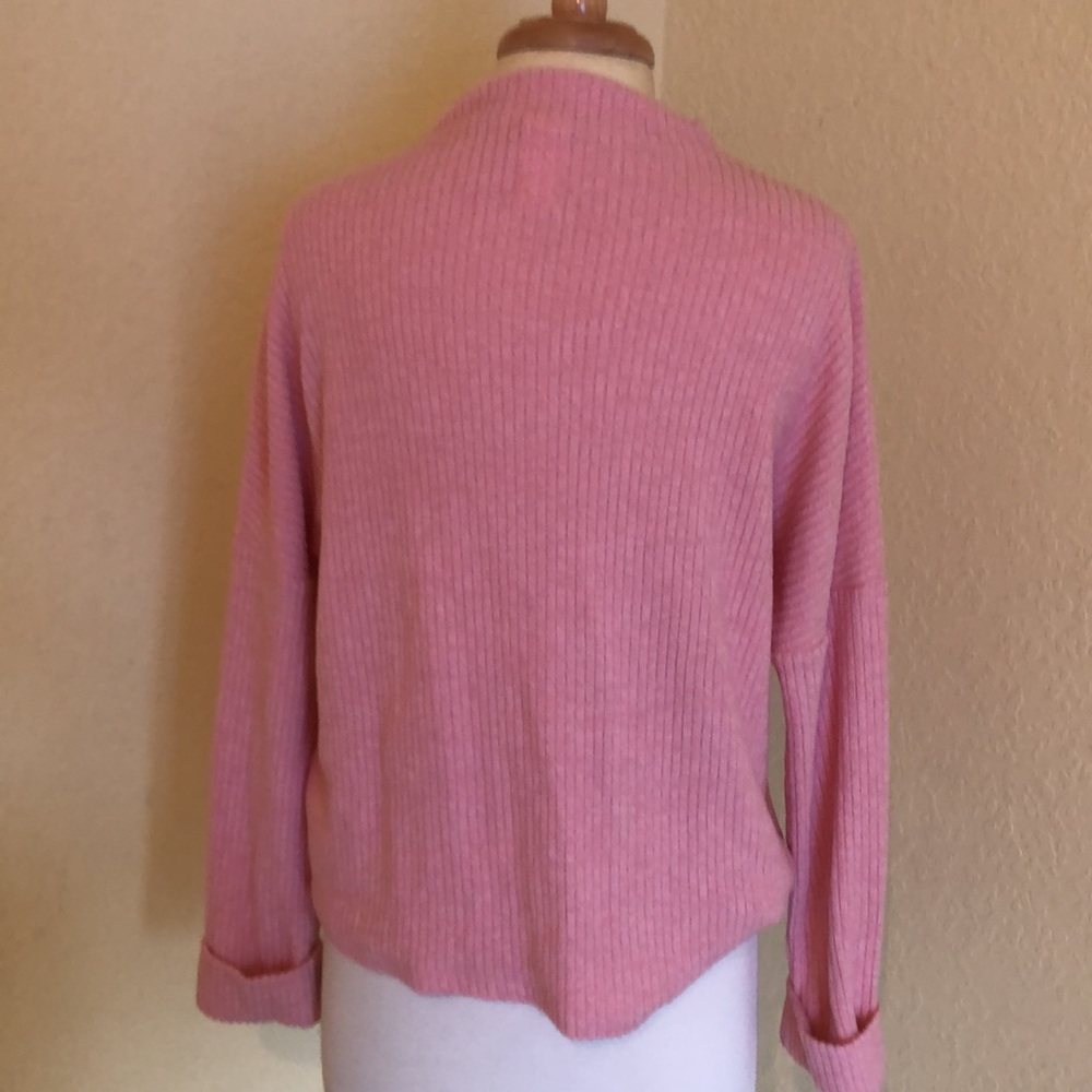 H&M Mock Turtle Neck Ribbed Sweater Size Small - Picture 6 of 9